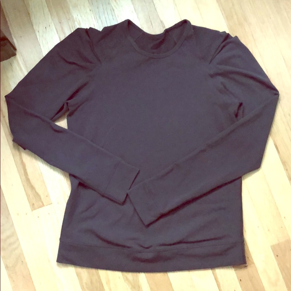 Lululemon long sleeve size 8